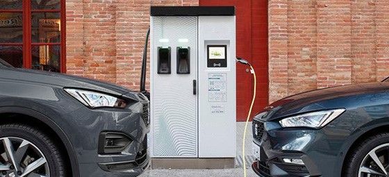 Public EV charging.jpg